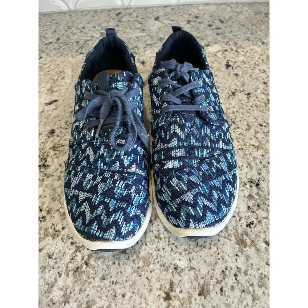 Toms blue aztec